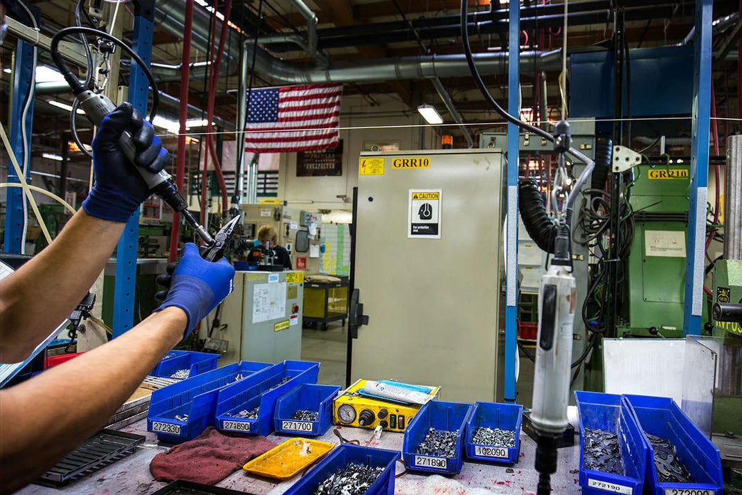 ORGULLOSAMENTE DE OREGON DESDE 1983